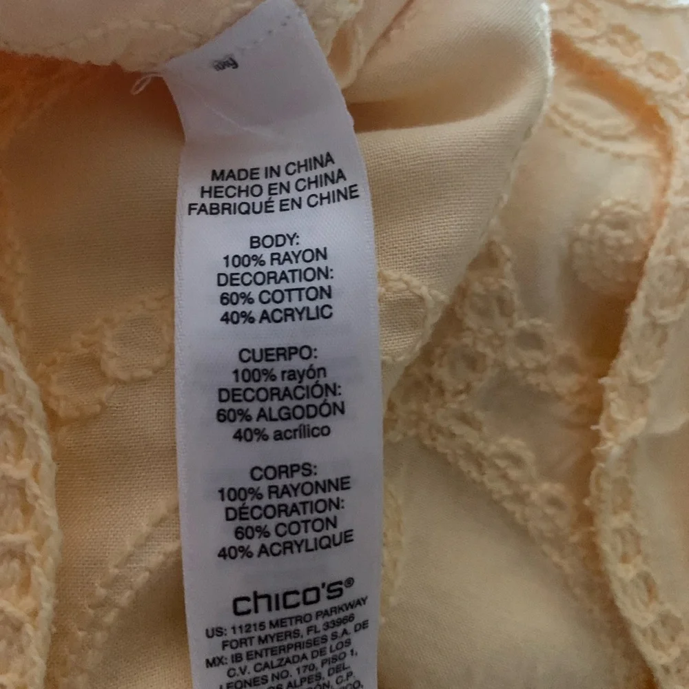 CHICOS SCALLOPED TOP - Picture 7 of 8